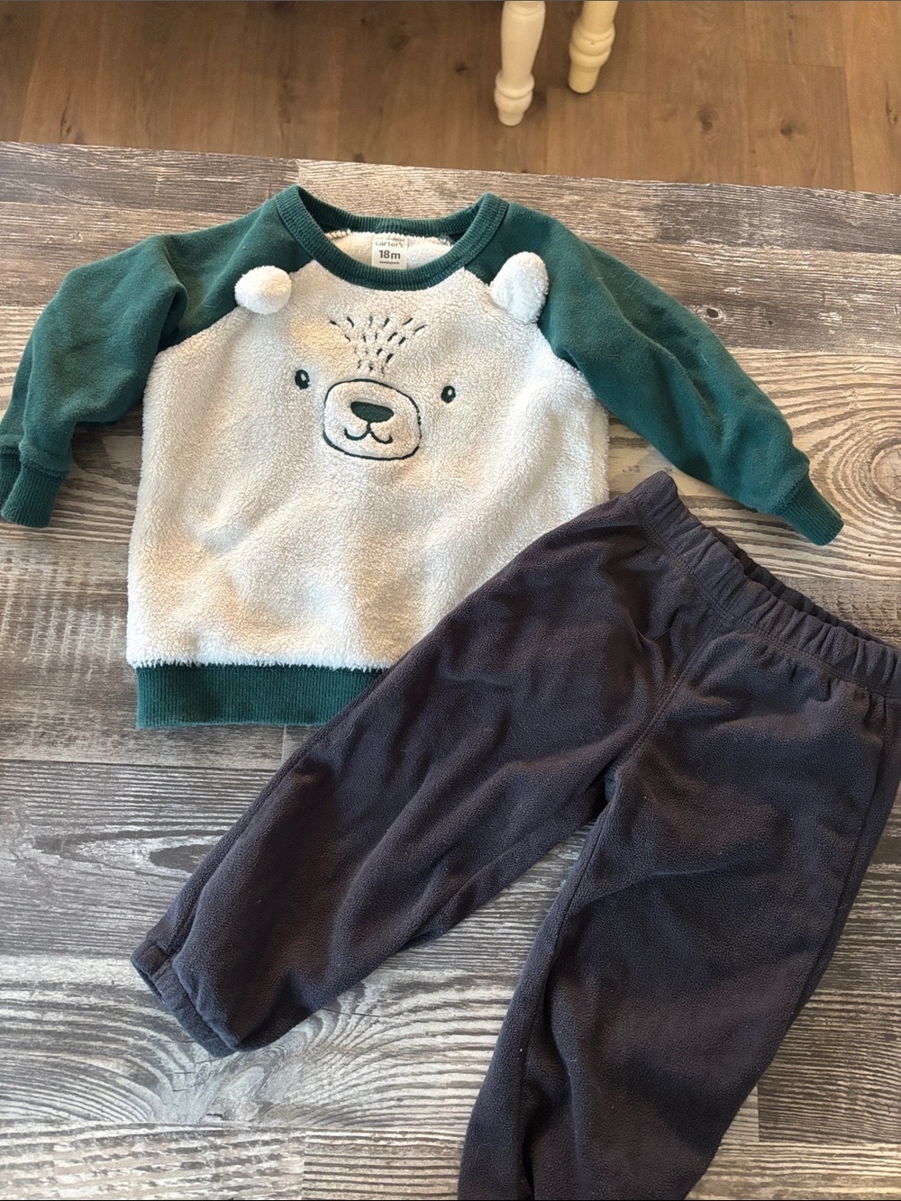 Carter's Dark Green Fuzzy Lined Set Polar Bear